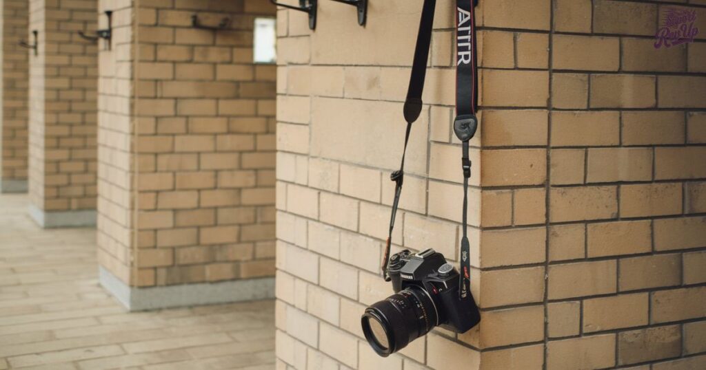 Altura Camera Sling